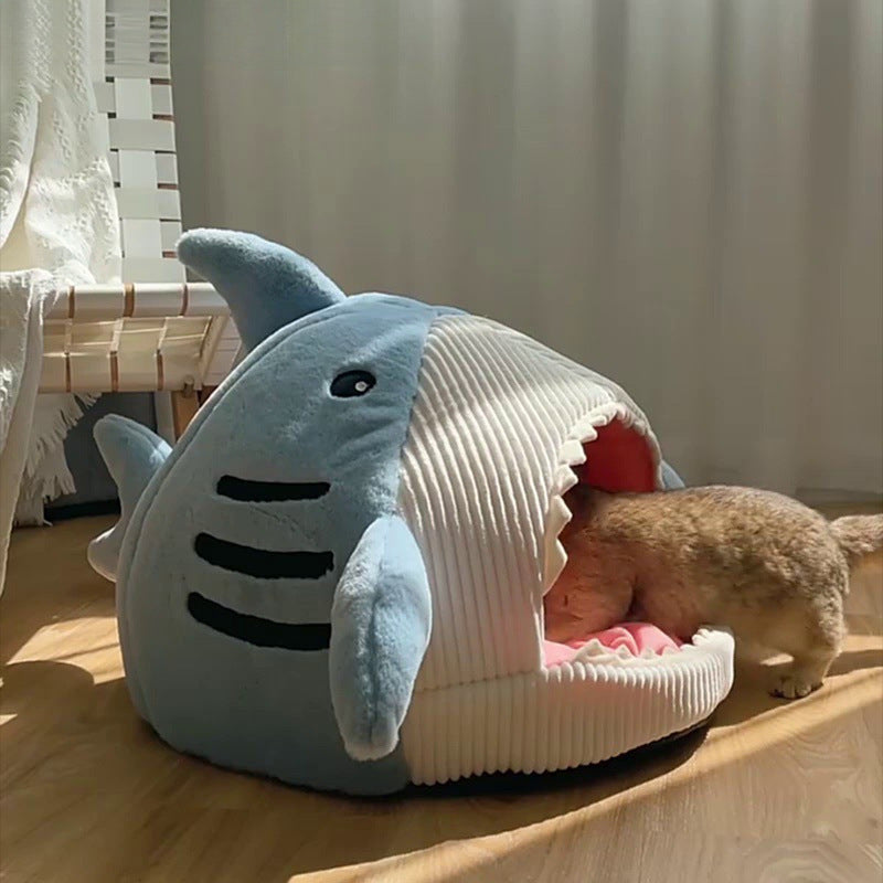 Anti-Anxiety Shark Shaped Pet Cave House – Enclosed Winter Warm All-Season Lounger Nest