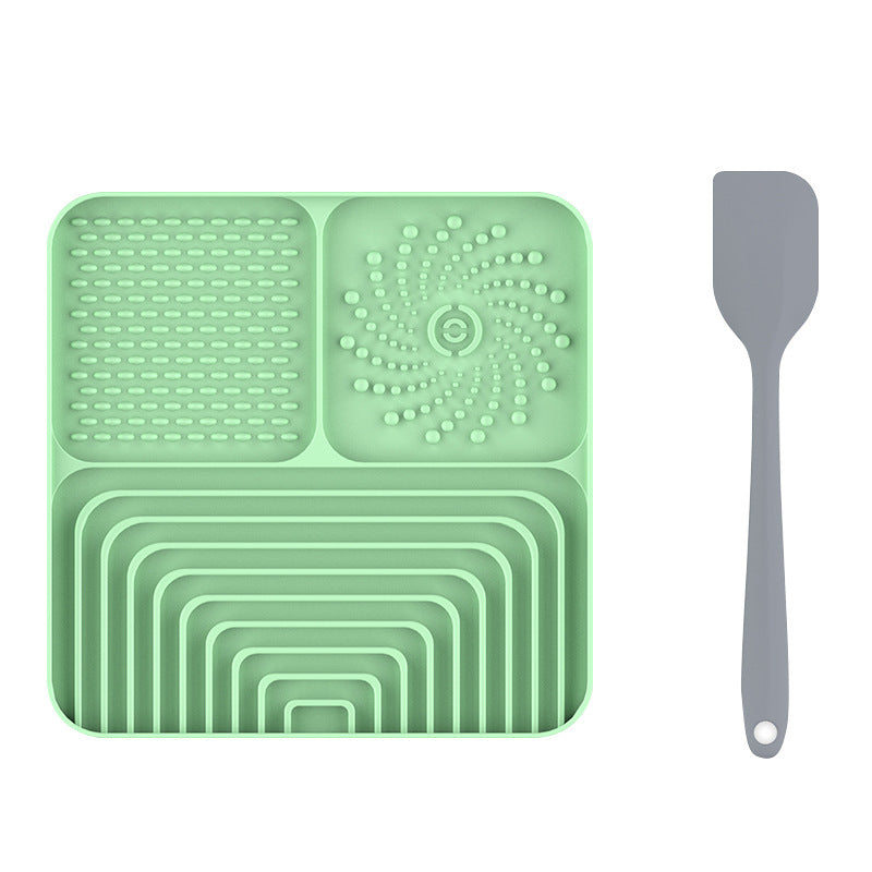 Anti-Anxiety Silicone Pet Licking Mat – Suction-Base Spill-Proof Slow Feeder Meal Station