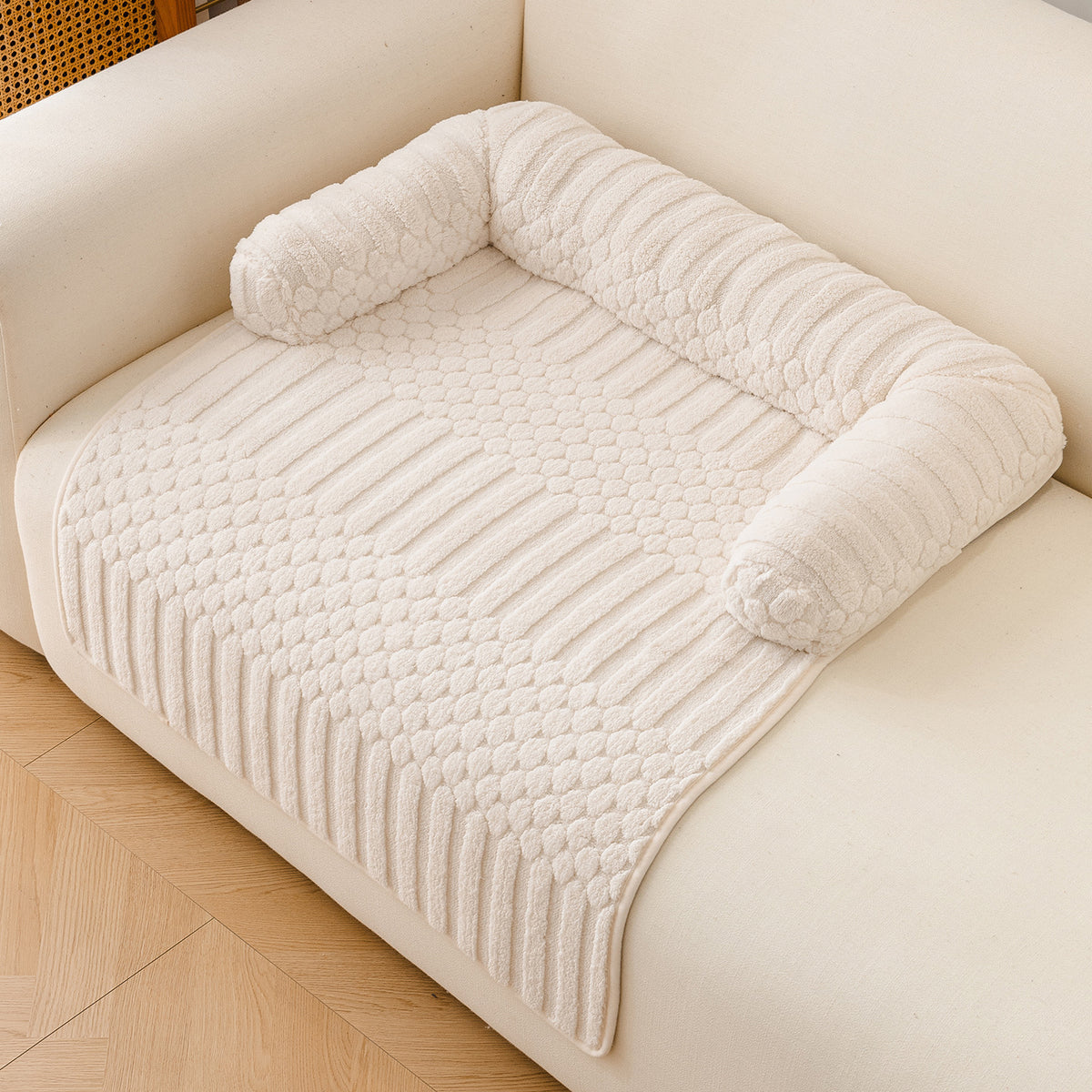 Anti-Slip Breathable Soft Pet Bed Mat – Cloud-Soft Machine Washable Sofa Protector