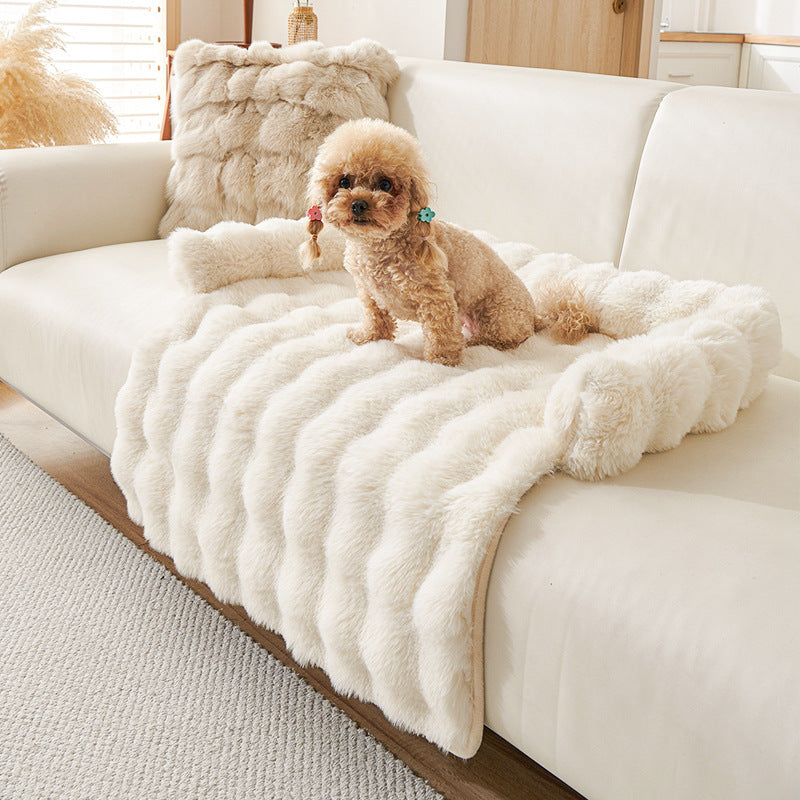 Anti-Anxiety Faux Rabbit Fur Pet Bed Mat – Thickened Winter Warm Non-Slip Rug