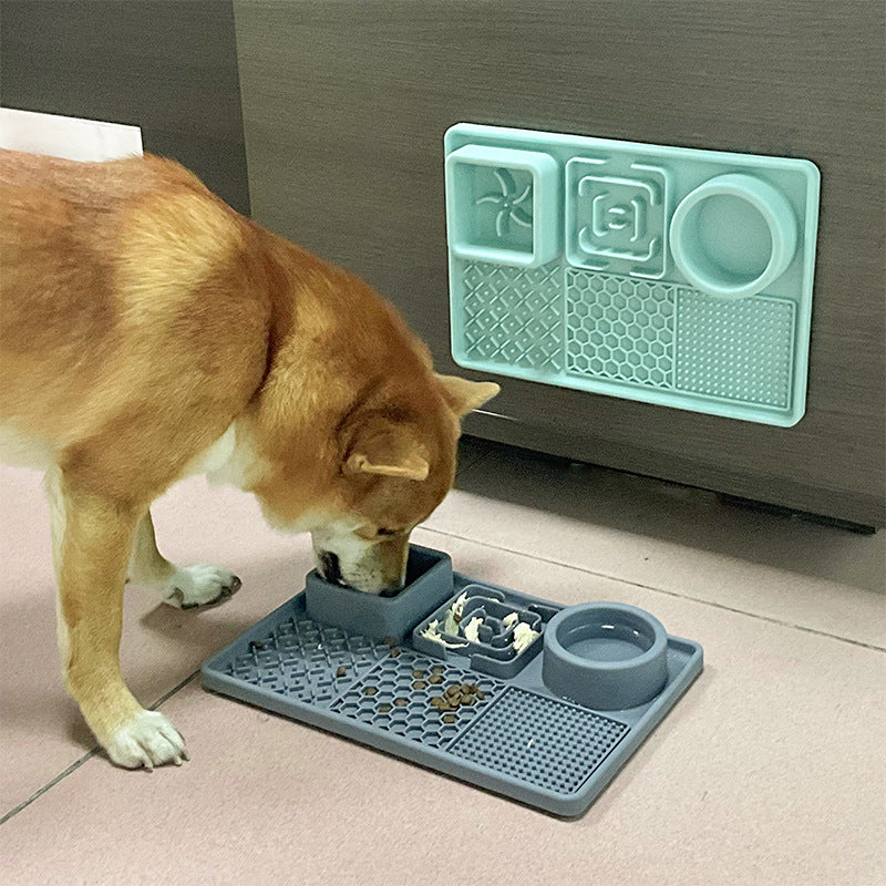 Silicone Slow Feeder Pet Placemat – Non-Slip Waterproof Multi-Functional Food Mat