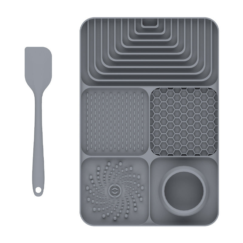 Anti-Anxiety Silicone Pet Licking Mat – Suction-Base Spill-Proof Slow Feeder Meal Station