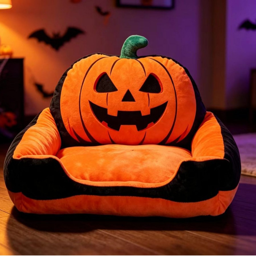 Halloween Spooky Cartoon Pet Sofa Bed – Soft Winter Warm Festive Atmosphere Cushion