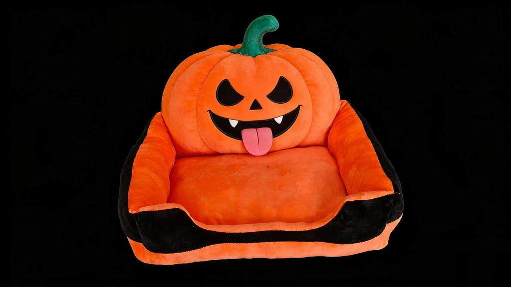 Halloween Spooky Cartoon Pet Sofa Bed – Soft Winter Warm Festive Atmosphere Cushion