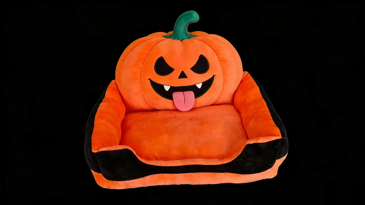 Halloween Spooky Cartoon Pet Sofa Bed – Soft Winter Warm Festive Atmosphere Cushion