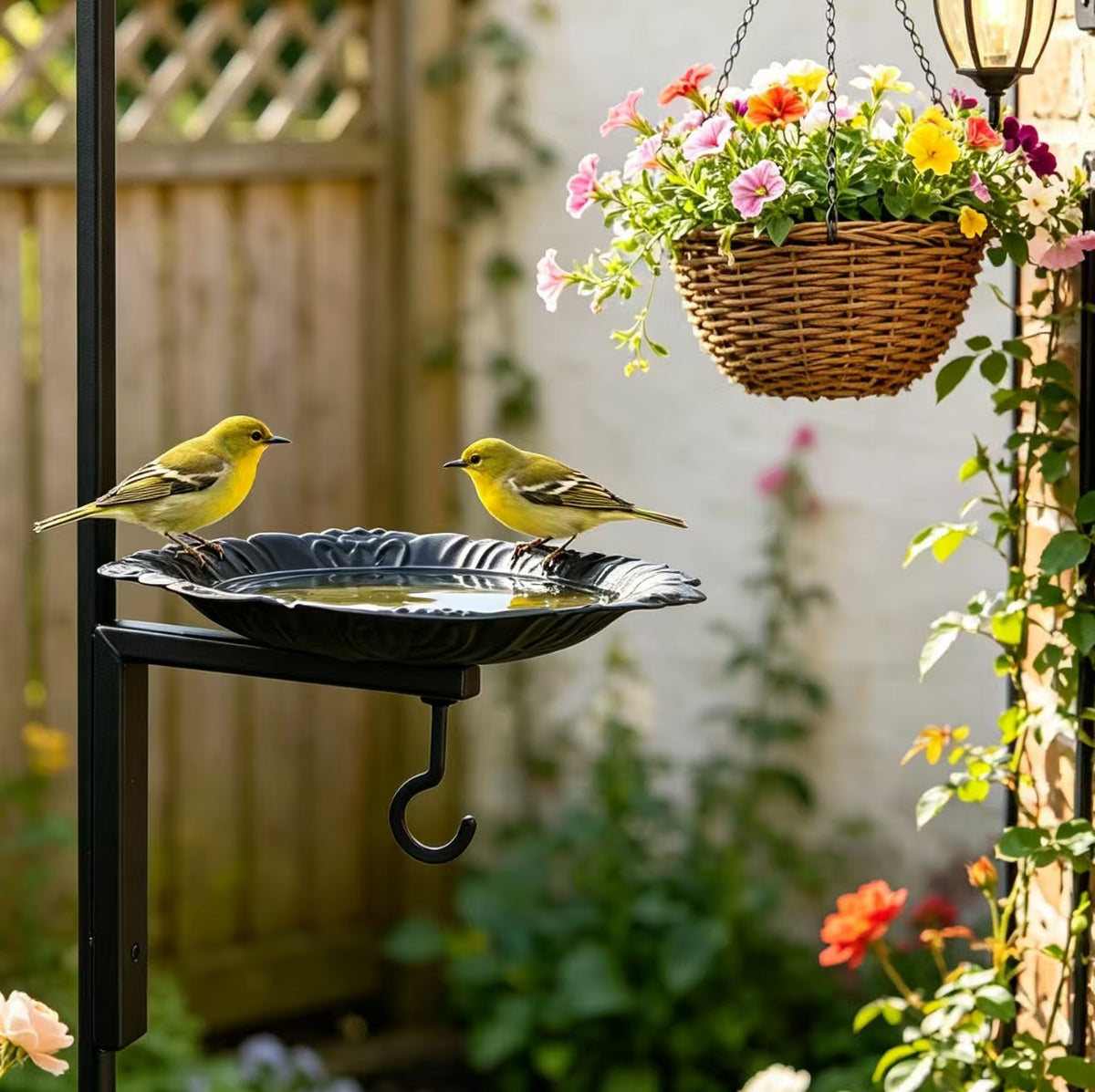 Minimalist Iron Garden Bird Feeder Stand – Elegant Geometric Flower Decorative Hanger