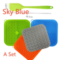 Anti-Anxiety Silicone Pet Licking Mat – Calming Suction-Base Slow Feeder Meal Station
