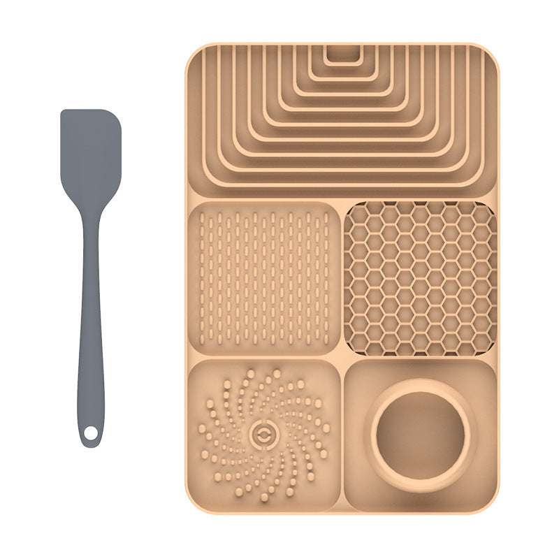 Anti-Anxiety Silicone Pet Licking Mat – Suction-Base Spill-Proof Slow Feeder Meal Station